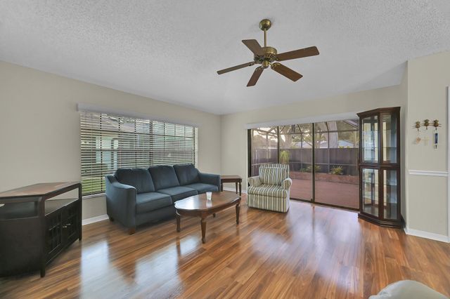 1707 Mariners Cove, Fort Pierce, FL 34950