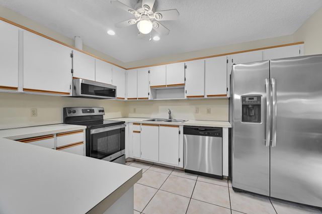 1707 Mariners Cove, Fort Pierce, FL 34950