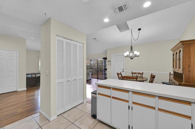 1707 Mariners Cove, Fort Pierce, FL 34950