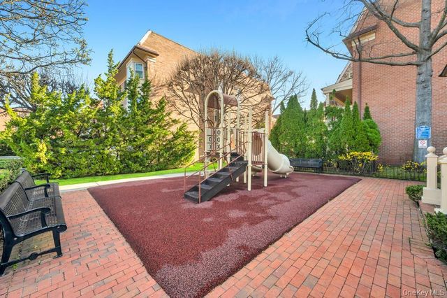 208-11 Estates Drive 23128, Bayside, NY 11360
