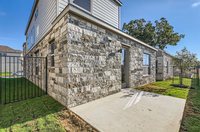 1531 N Red Bud LN 32, Round Rock, TX 78665