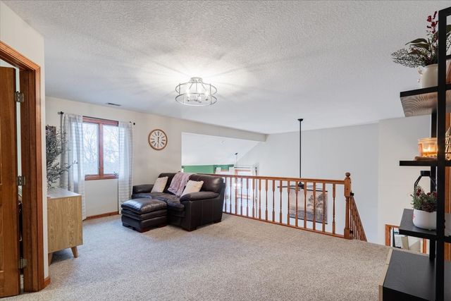 5000 Silverado Lane, Clinton, IL 61727