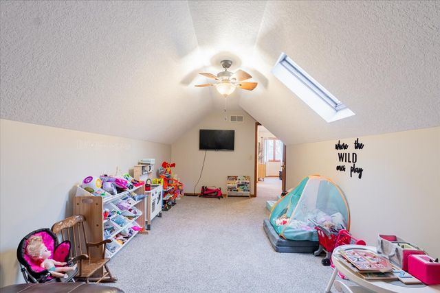 5000 Silverado Lane, Clinton, IL 61727