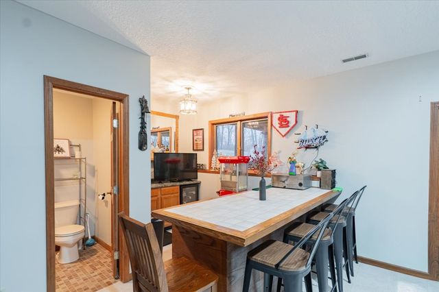 5000 Silverado Lane, Clinton, IL 61727