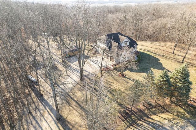 5000 Silverado Lane, Clinton, IL 61727