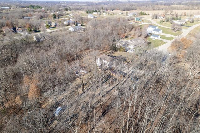 5000 Silverado Lane, Clinton, IL 61727