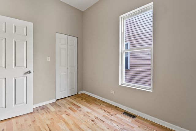 3344 W Fulton Boulevard 1, Chicago, IL 60624