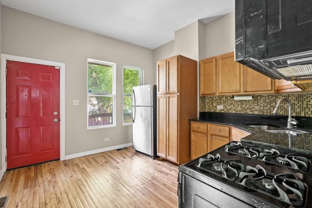 3344 W Fulton Boulevard 1, Chicago, IL 60624