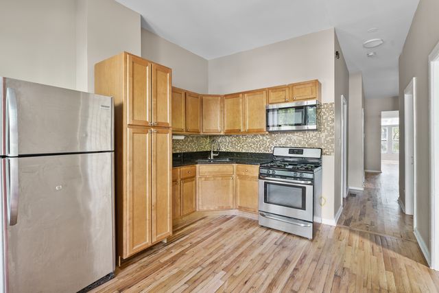 3344 W Fulton Boulevard 1, Chicago, IL 60624