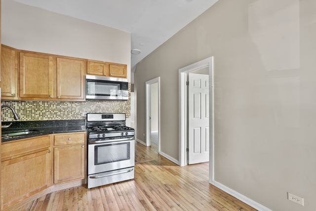 3344 W Fulton Boulevard 1, Chicago, IL 60624