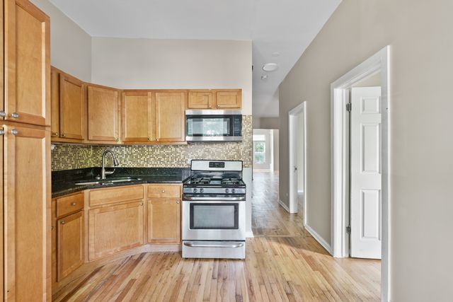 3344 W Fulton Boulevard 1, Chicago, IL 60624