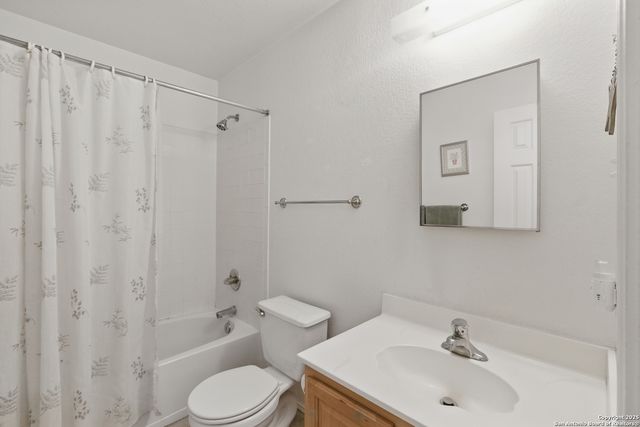 11 Viking Oak, San Antonio, TX 78247