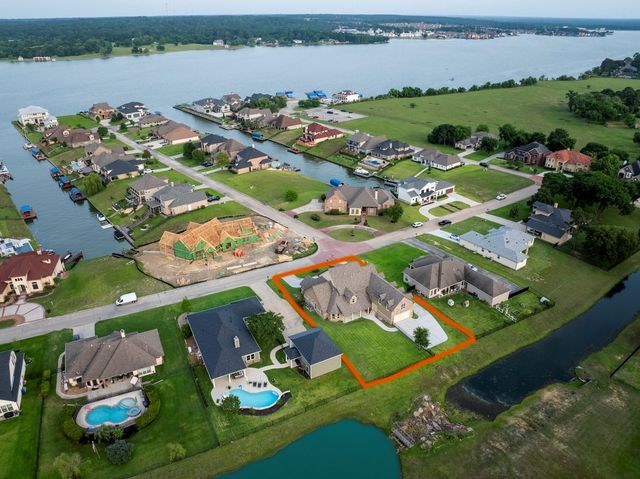 10887 Decatur Street, Willis, TX 77318