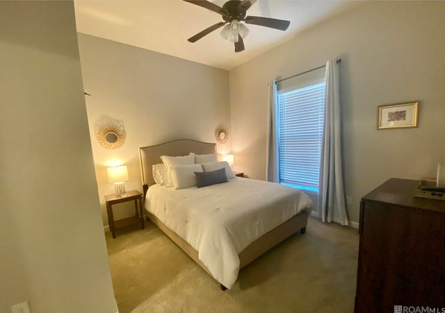 1210 Rustic Pine Dr, Baton Rouge, LA 70820