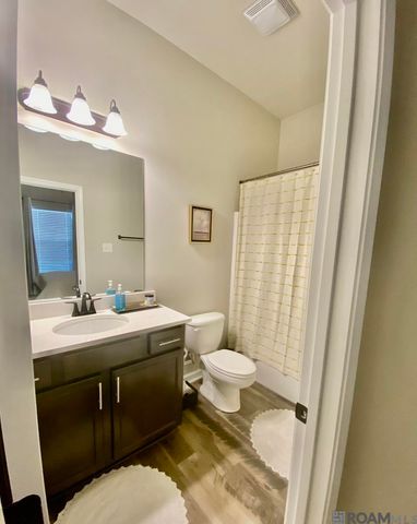 1210 Rustic Pine Dr, Baton Rouge, LA 70820