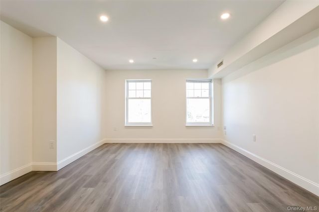 45 S Greeley Avenue 3, Chappaqua, NY 10514