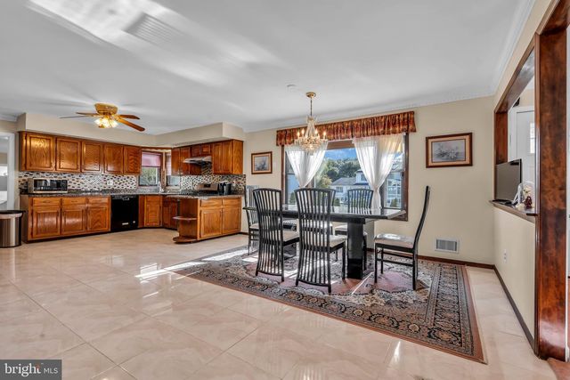 104 ROBIN DR, Hamilton, NJ 08619