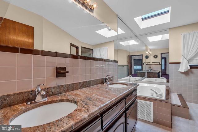 104 ROBIN DR, Hamilton, NJ 08619