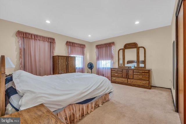 104 ROBIN DR, Hamilton, NJ 08619