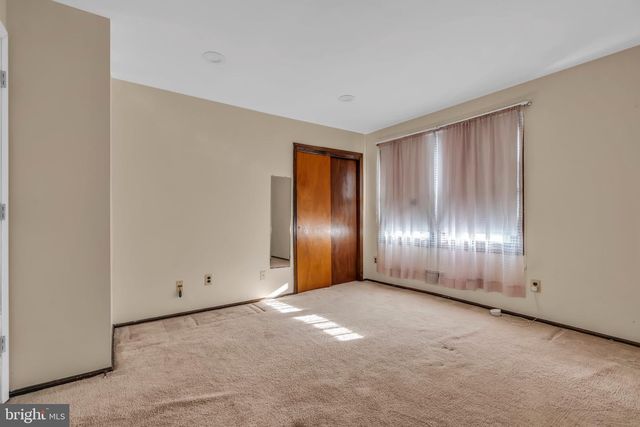 104 ROBIN DR, Hamilton, NJ 08619