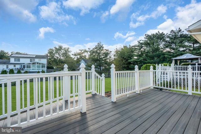 104 ROBIN DR, Hamilton, NJ 08619