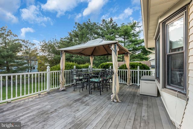 104 ROBIN DR, Hamilton, NJ 08619