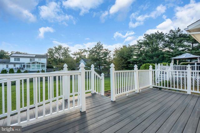 104 ROBIN DR, Hamilton, NJ 08619