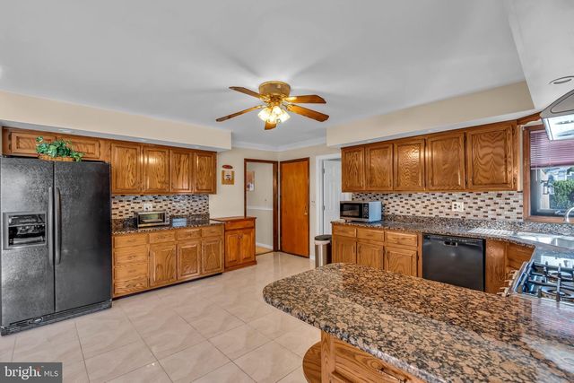 104 ROBIN DR, Hamilton, NJ 08619