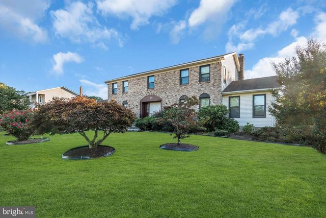 104 ROBIN DR, Hamilton, NJ 08619