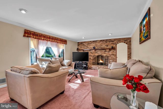 104 ROBIN DR, Hamilton, NJ 08619