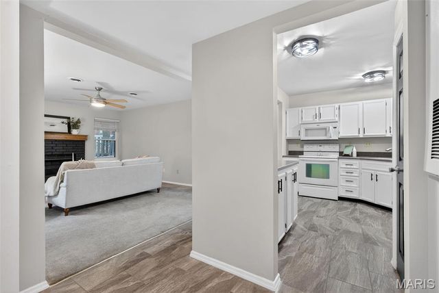 2331 Kratky Road E, St Louis, MO 63114