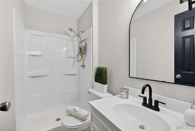 2331 Kratky Road E, St Louis, MO 63114