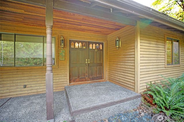 45249 North Brooks Road, Concrete, WA 98327