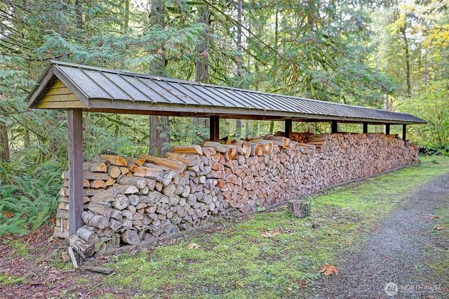 45249 North Brooks Road, Concrete, WA 98327