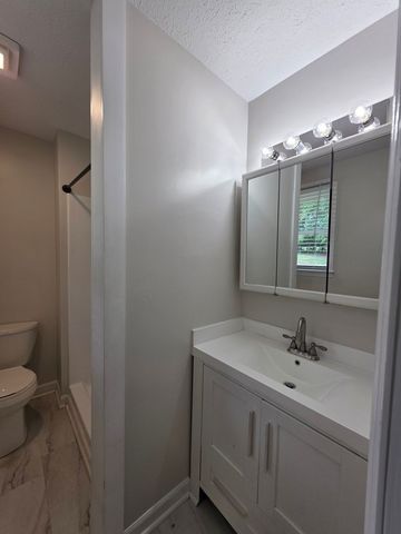 307 Castlewood Dr, Mount Juliet, TN 37122
