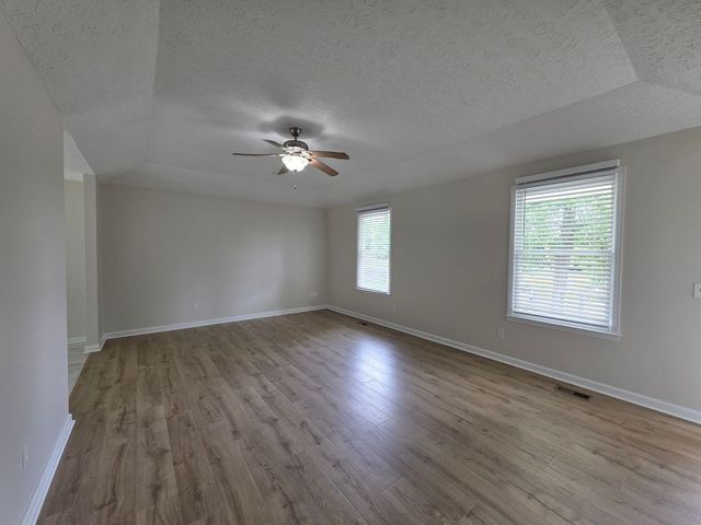 307 Castlewood Dr, Mount Juliet, TN 37122