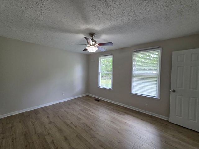 307 Castlewood Dr, Mount Juliet, TN 37122