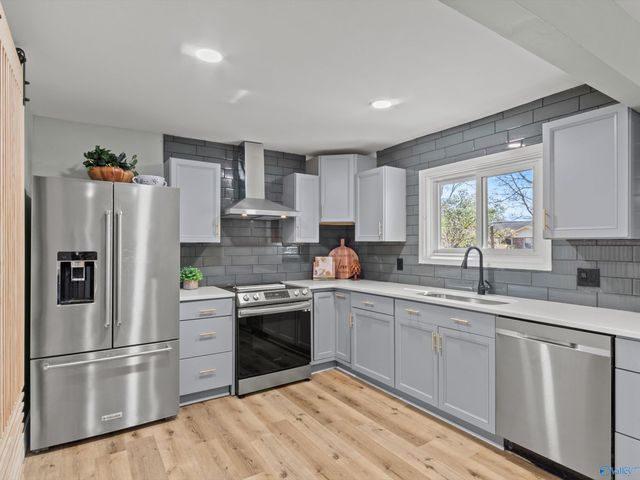 1008 SE Mira Vista Drive SE, Huntsville, AL 35802