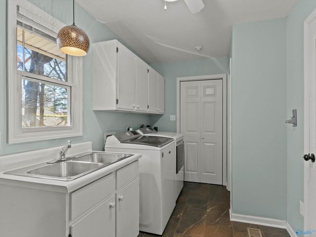 1008 SE Mira Vista Drive SE, Huntsville, AL 35802