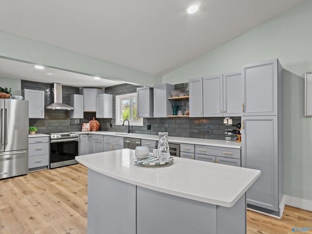 1008 SE Mira Vista Drive SE, Huntsville, AL 35802