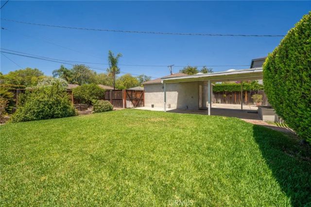 695 N Laurel Avenue, Upland, CA 91786