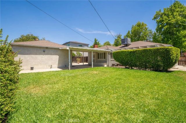 695 N Laurel Avenue, Upland, CA 91786
