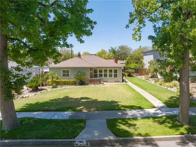 695 N Laurel Avenue, Upland, CA 91786