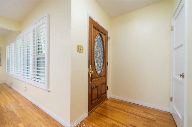695 N Laurel Avenue, Upland, CA 91786