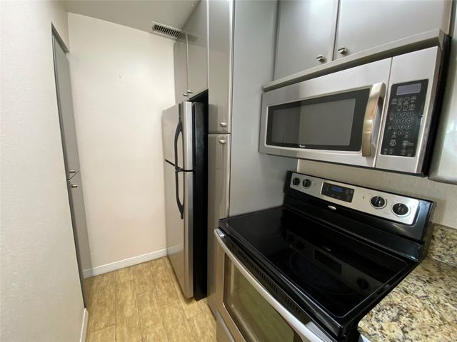 807 W 25TH ST 308, Austin, TX 78705