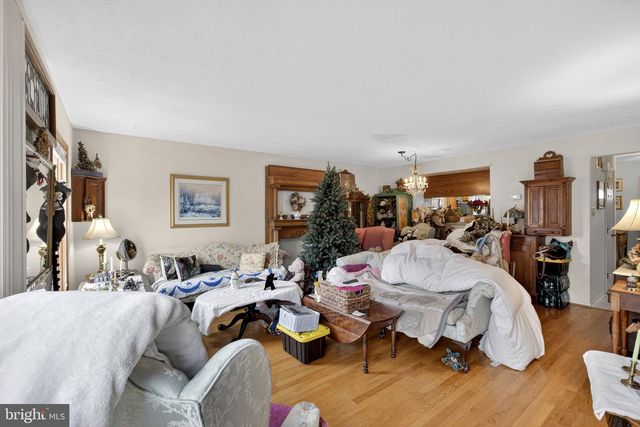 7 GALLOWAY CT E, Newark, DE 19711