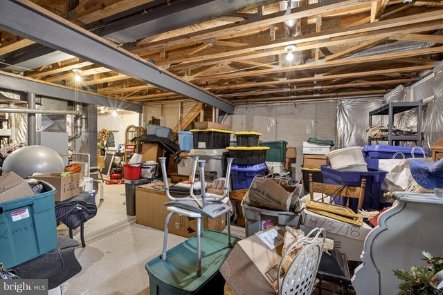 7 GALLOWAY CT E, Newark, DE 19711