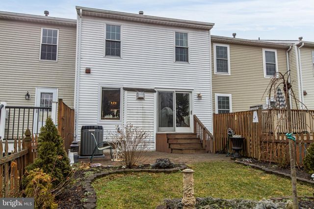 7 GALLOWAY CT E, Newark, DE 19711