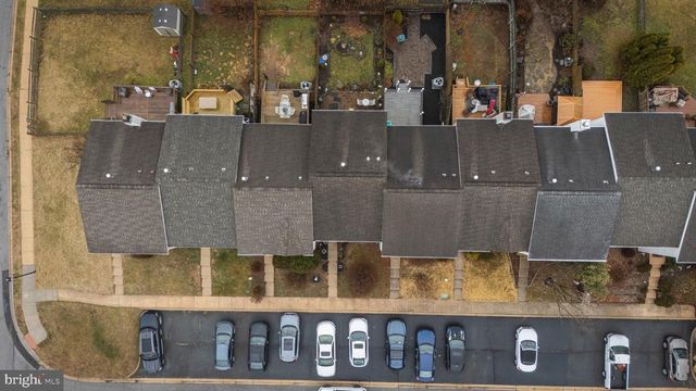 7 GALLOWAY CT E, Newark, DE 19711