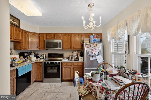 7 GALLOWAY CT E, Newark, DE 19711